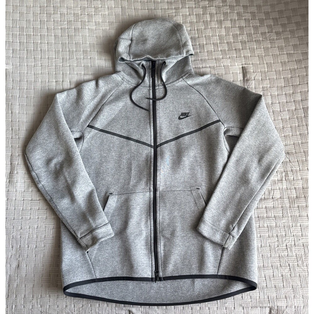 Nike Tech Fleece Full-Zip Windrunner Hoodie